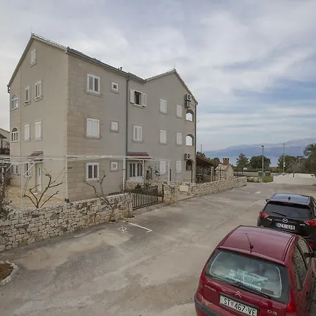 Dijana Appartement