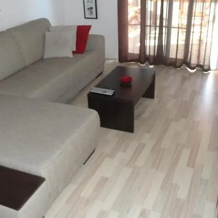 Dijana Appartement *